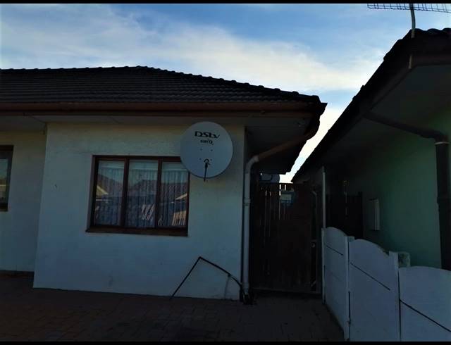 1 BEDROOM APARTMENT TO LET IN GOODWOOD CENTRAL